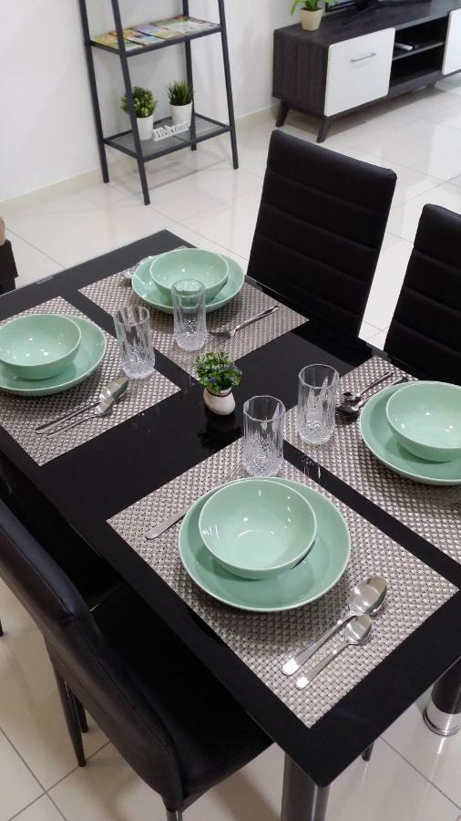 Happy Homestay@Icon City Petaling Jaya Sunway Subang Buitenkant foto